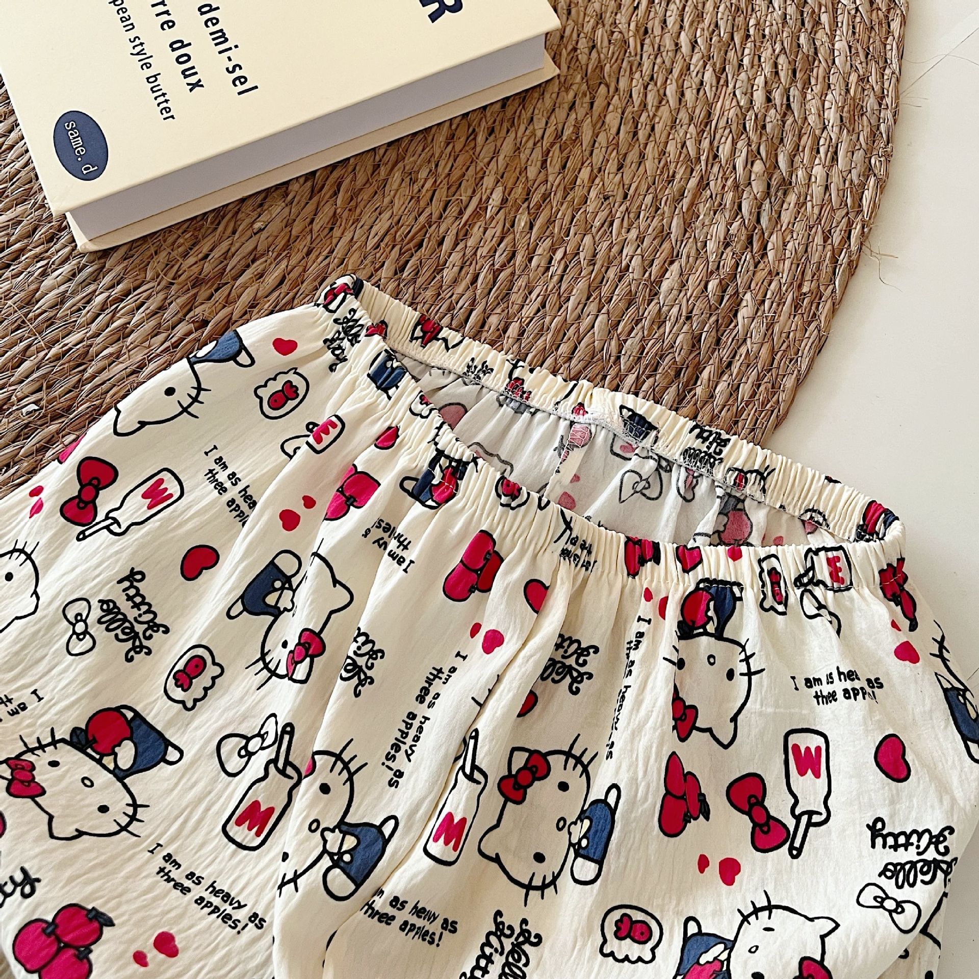 Al por mayor transfronterizo otoño nuevo 140 g nubes camiseta de algodón pijama de manga larga de dibujos animados TK gato ropa de hogar se puede usar fuera