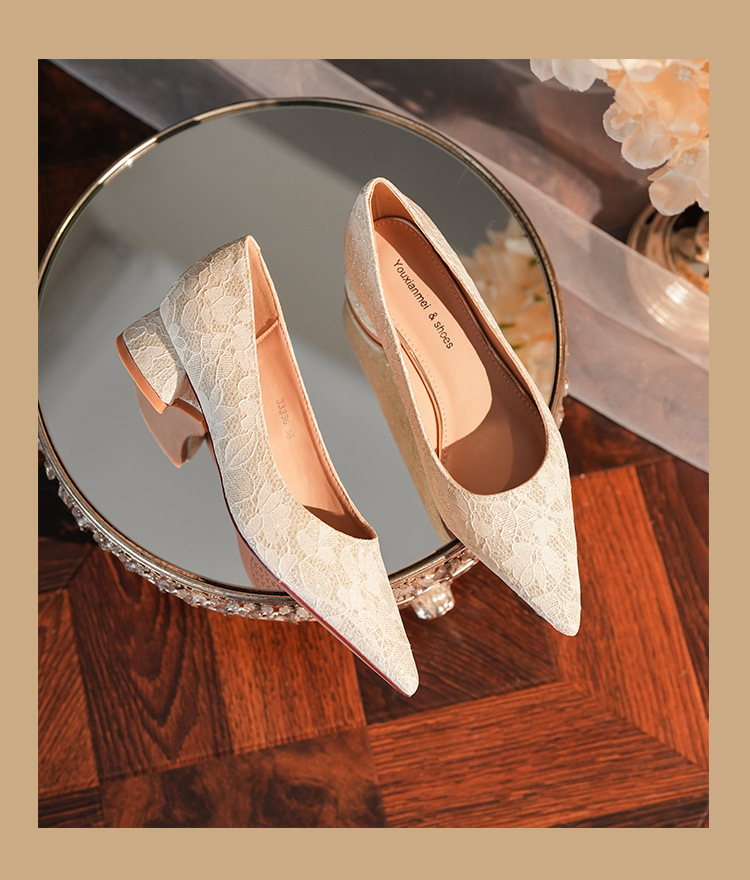 3333G Scarpe da donna con tacco basso, in raso, a punta, rosse, comode ed eleganti, per damigelle d'onore e feste_voghion.com