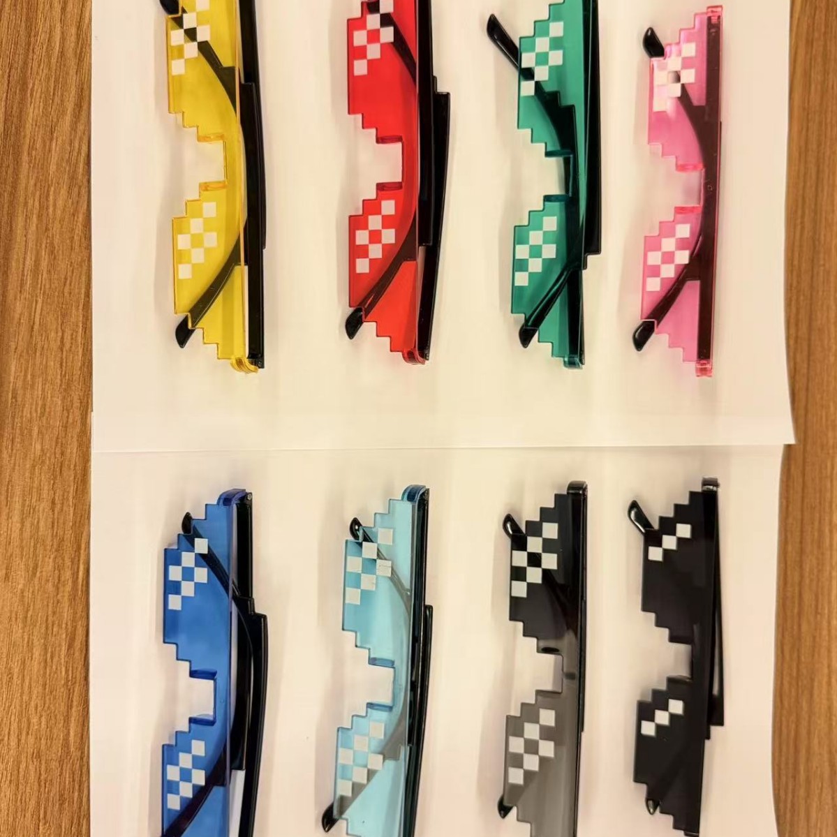 New pixel mosaic glasses, 2D sunglasses, funny wedding party sunglasses, wholesale from manufacturer