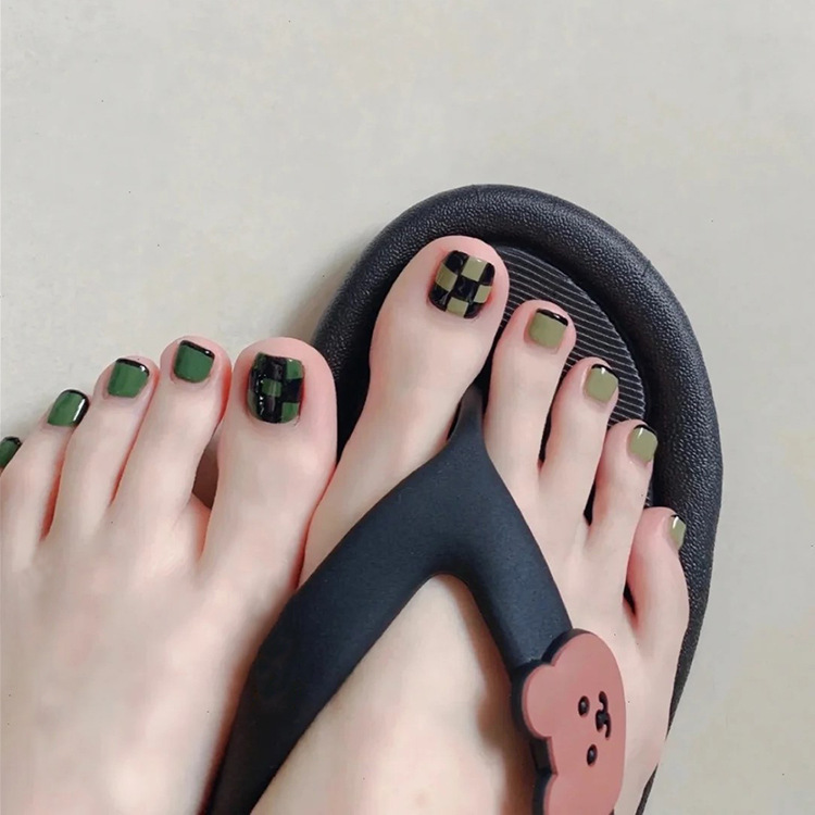 Cross-Border Hot-Selling Simple Artistic Toenails, Elegant Plaid Whitening Toe Nails, Whitening Sweet Style Toenails