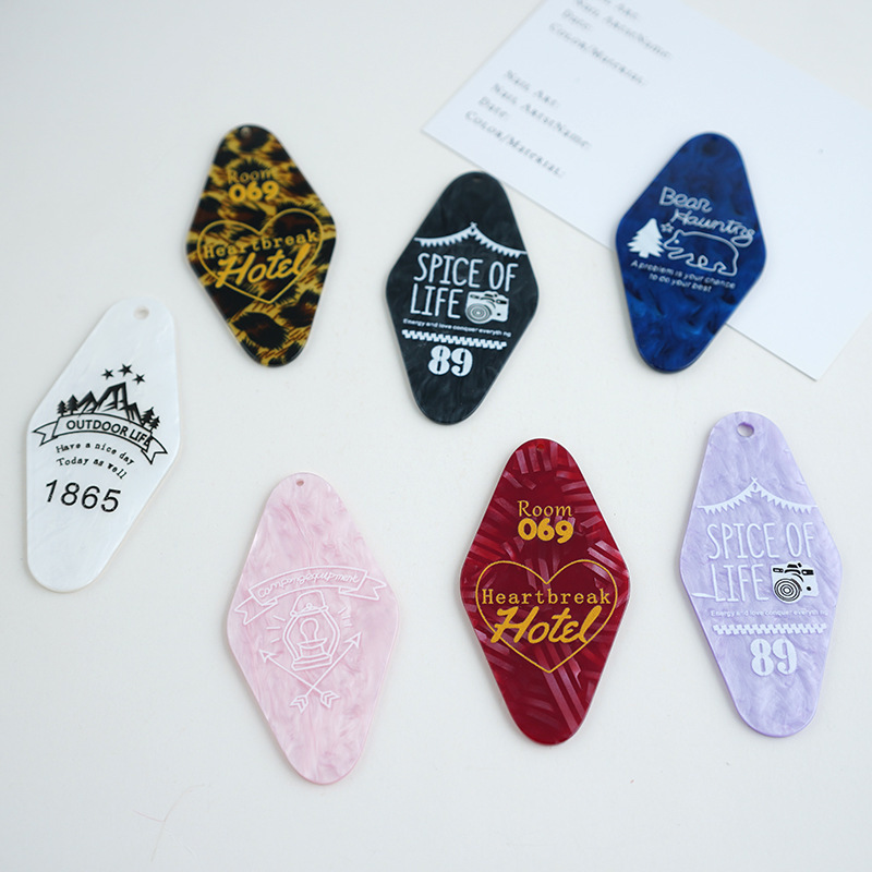 Retro American Style Motel Style Hotel Diamond Hanging Card Keychain Bag Pendant Personalized Ins Jewelry Accessories