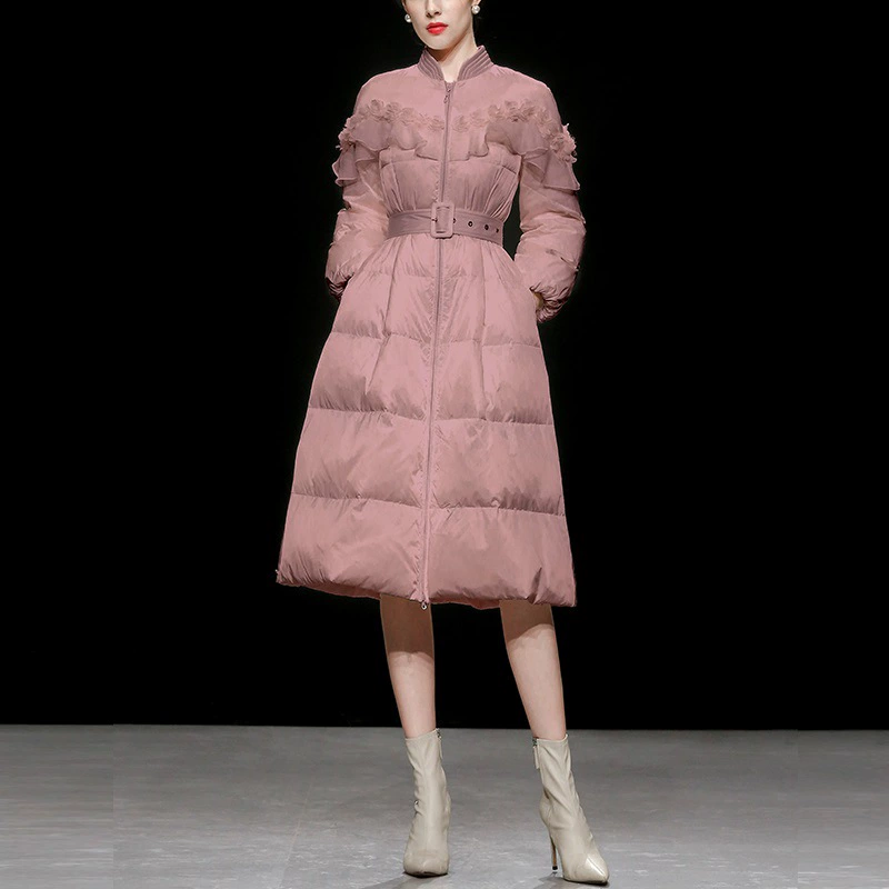 Новая женская белая куртка на утином пуху средней длины с воротником-стойкой, розовая куртка выше колена с утолщенной талией