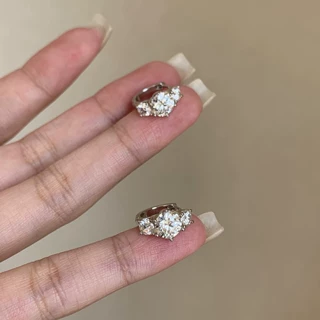 新款爆闪三石耳环女柏林情书耳扣甜美可爱轻奢高级感耳饰一件代发