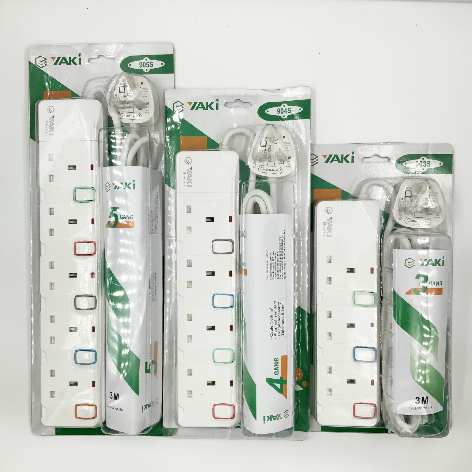 外贸工厂推荐大英头英规插排多用三孔带开关家用带挡板接线板排插