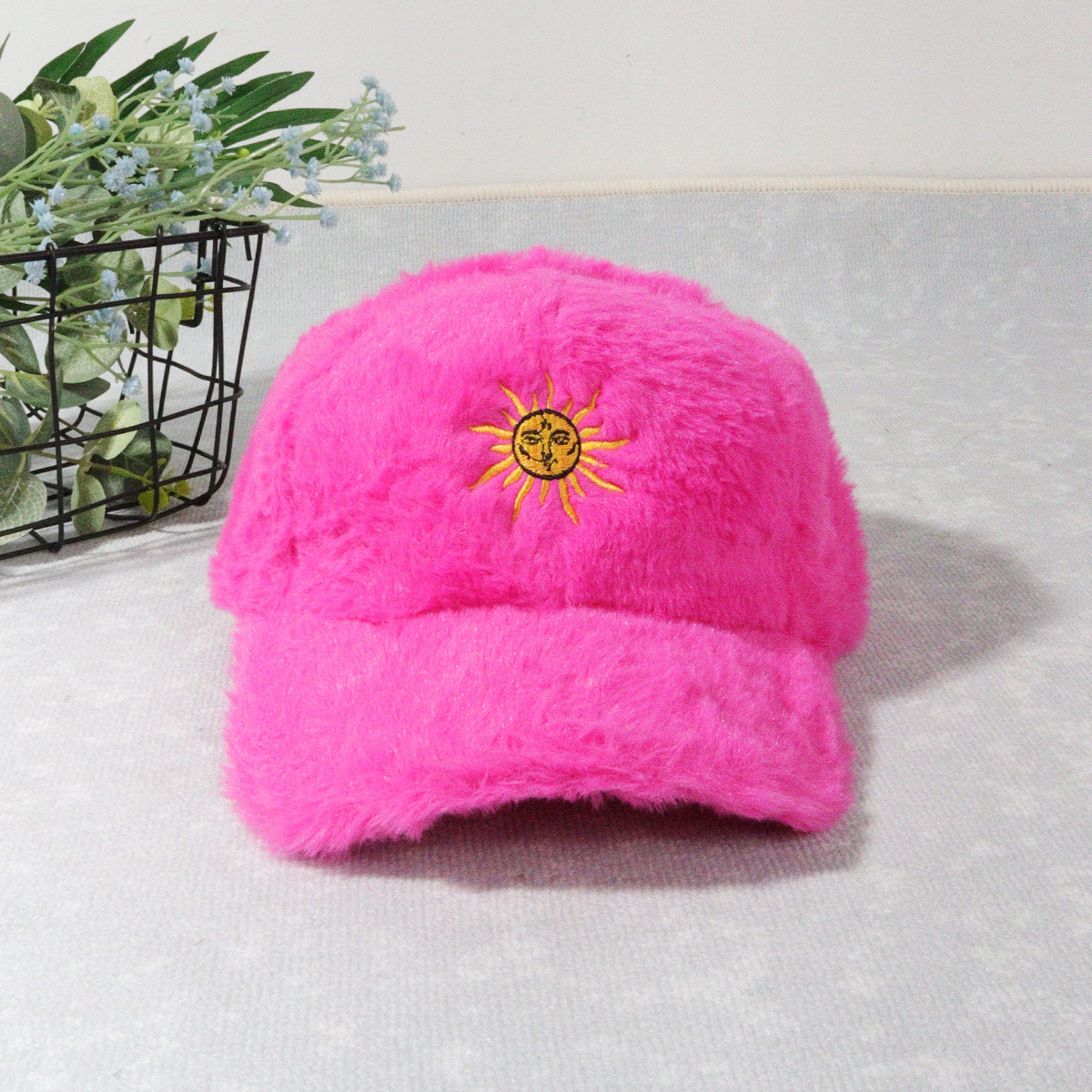 Unisex Plush baseball cap Sun embroidered duck hat Winter warm plush hat_voghion.com