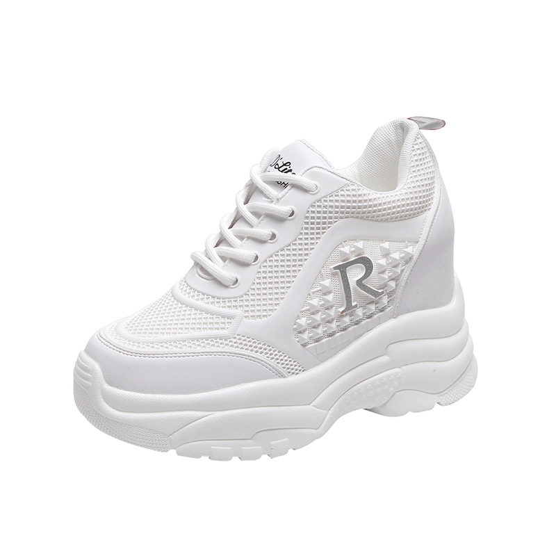 Zapatos de papá para mujeres 2025 primavera y verano super caliente con suela gruesa interior de 5cm de zapatos de malla casuales pequeños
