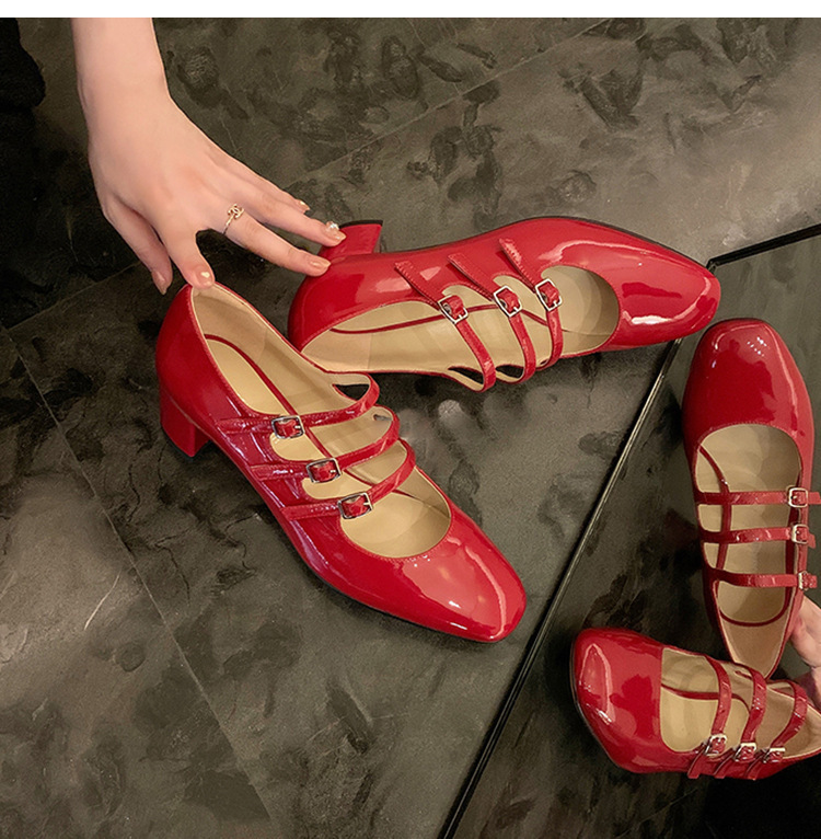 Mary jane pumps dam i lackläder med blockklack för kontoret_voghion.com