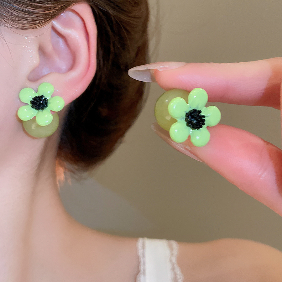 Pendientes de flores de color dopamina de verano Pendientes de todo fósforo de nicho fresco Pendientes de lujo de alta gama de moda al por mayor