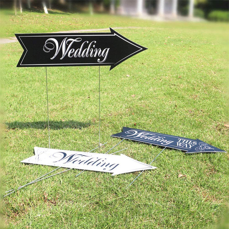 Guía de boda de madera signo de inserción de tarjeta Billboard accesorios de hierba al aire libre inserción de tarjeta decoración de madera Flecha