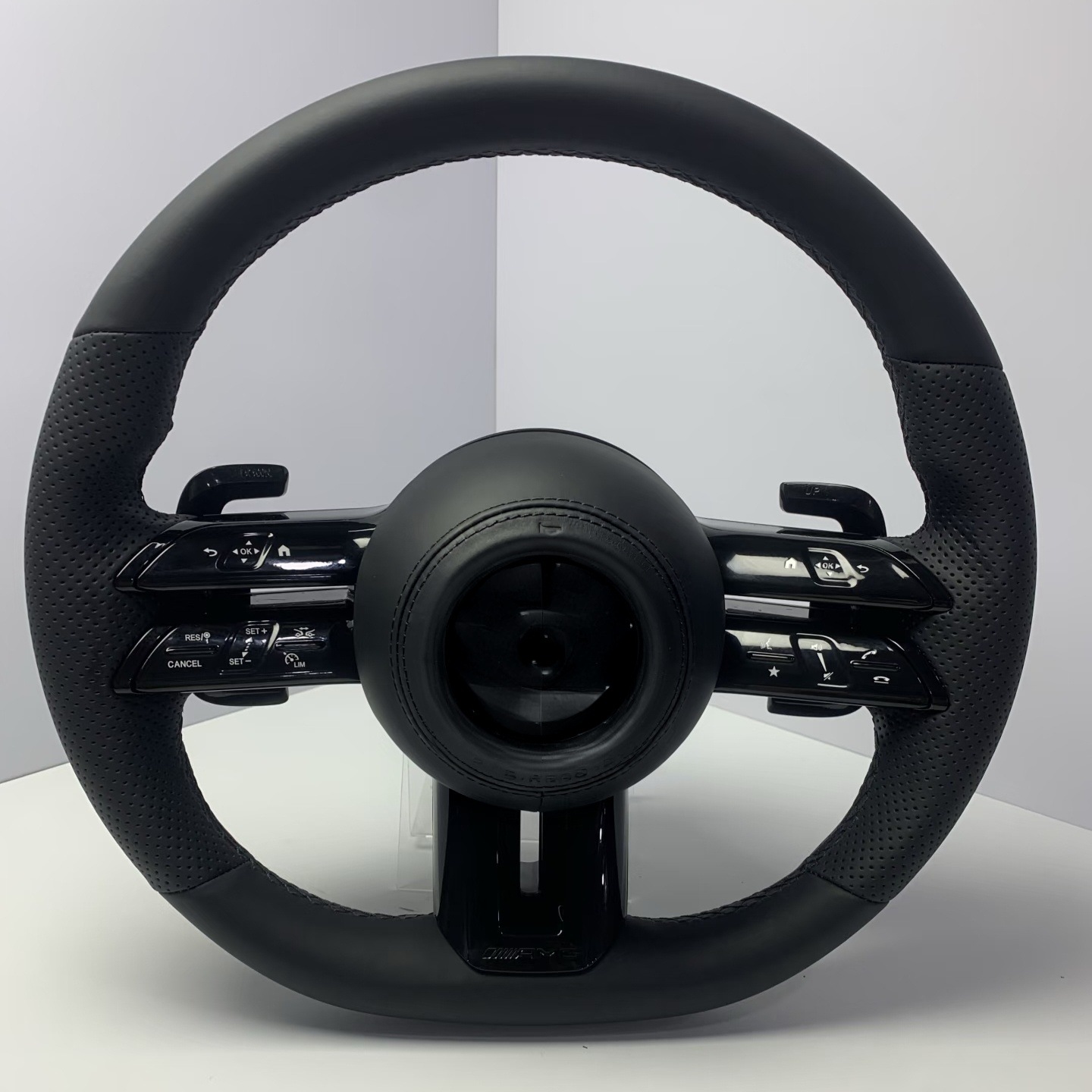 Suitable for Mercedes-Benz Amg Sports Steering Wheel with Genuine Leather and Multi-Function Buttons, Modified and Upgraded, Directly Supplied by the Manufacturer