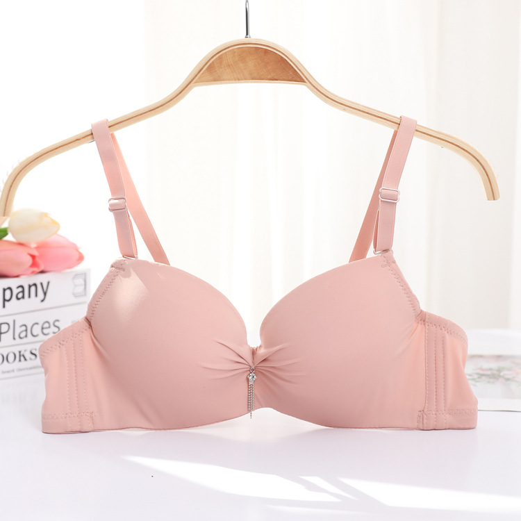Spot del sudeste asiático brillante sin marcas pequeño pecho grueso sujetador de damas con anillo de acero ajustable ropa interior anti-caída