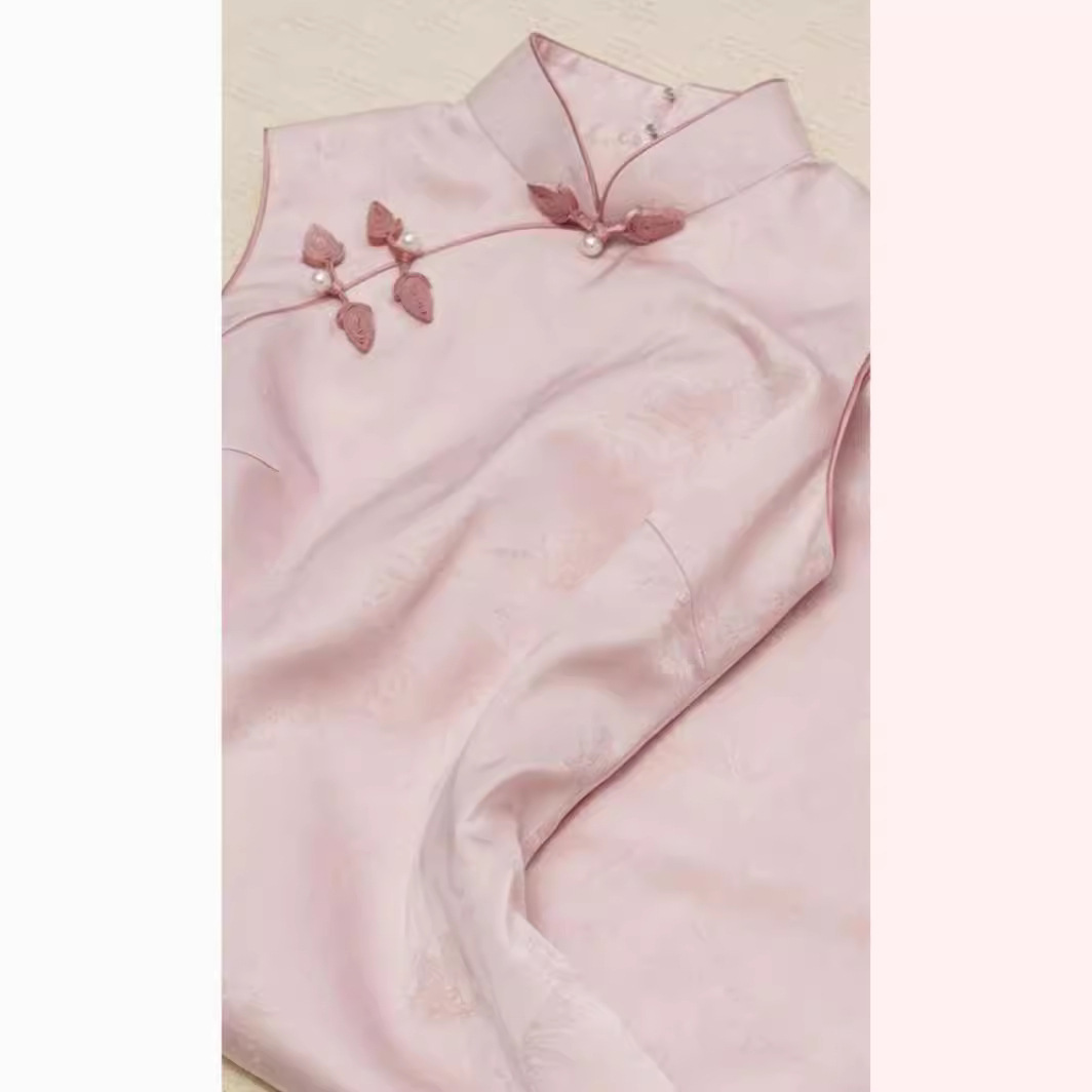Váy sườn xám cách tân hoa anh đào hồng jacquard khóa cài áo Hán phục mùa hè — Màu hồng