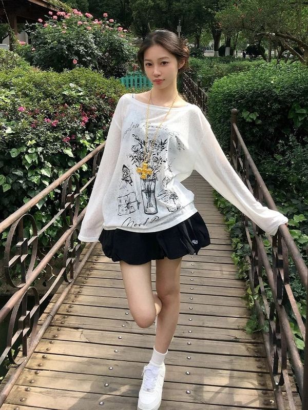 アメリカンレトロな斜め肩長袖Tシャツレディース夏花柄軽量日焼け止めブラウスレイジースタイルカジュアルトップ|undefined