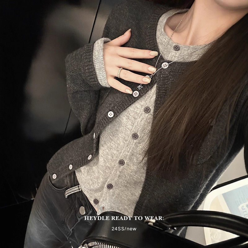 Black Bean Hum Hum Van Gogh Impression* Contrast Color Fake Two-Piece Wool Knitted Cardigan Women's Patchwork Gray Sweater Top