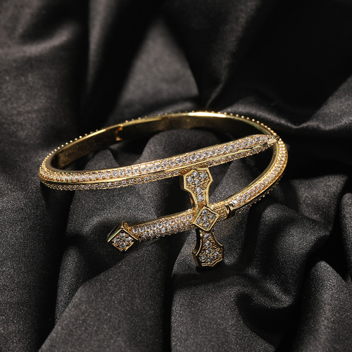 Hip-hop ancient cute European and American new product Sword of Justice bracelet copper inlaid with zircon full of diamonds trendy versatile hand jewelry wholesale