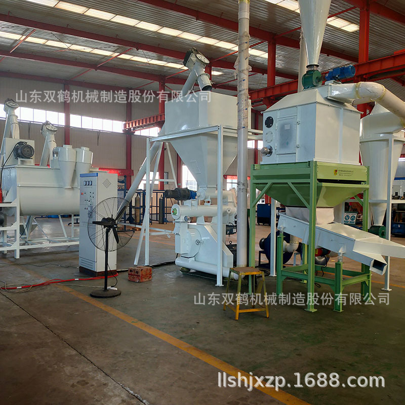 小型散养黑猪饲料颗粒机组 绿壳蛋鸡环模颗粒机组 养殖饲料生产线