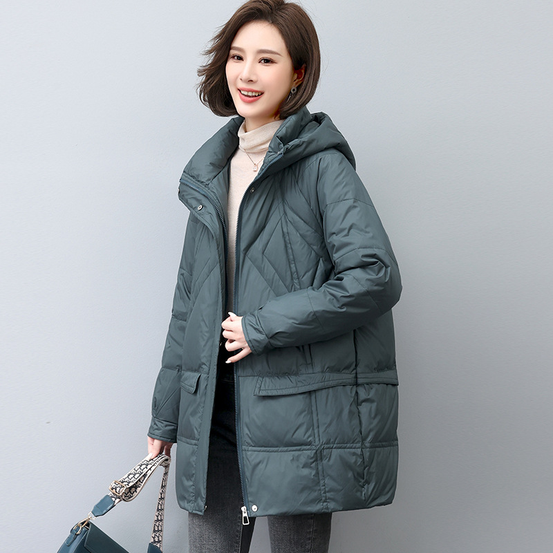 大码宽松休闲中长款羽绒服女2024冬装新款妈妈装百搭羽绒中年外套