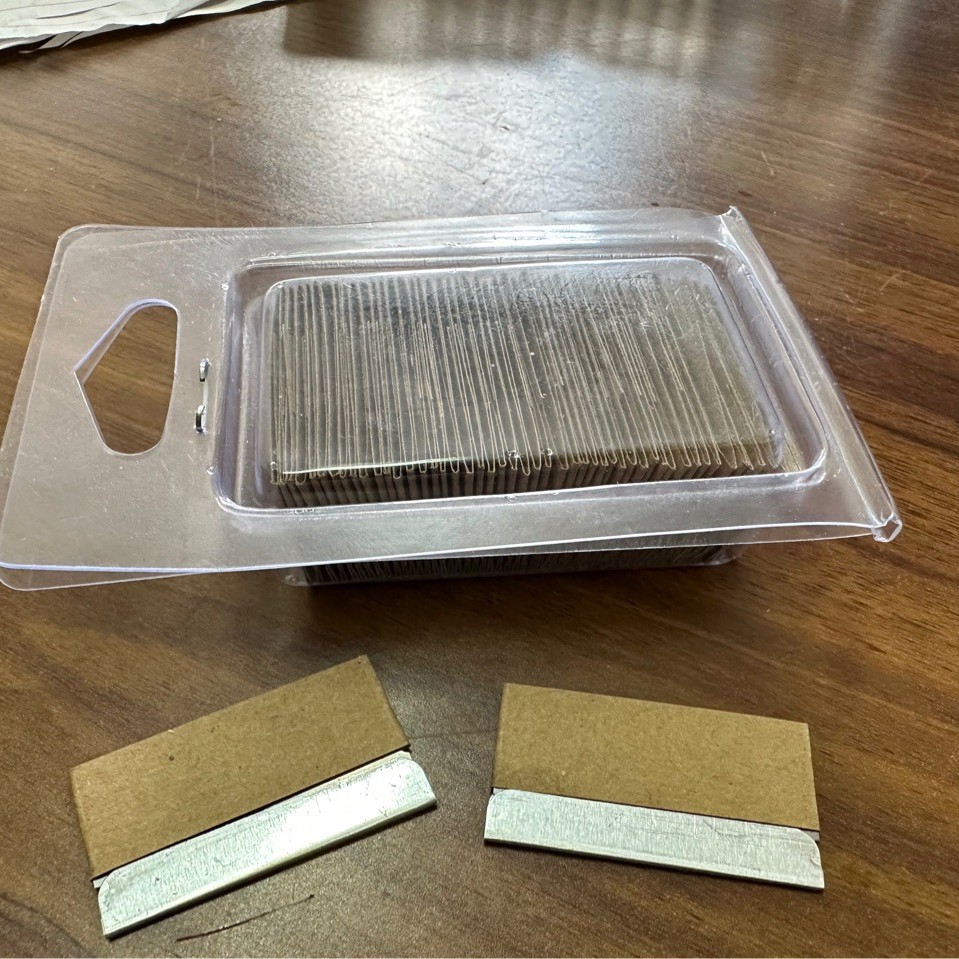 厂家货源玻璃除胶刀片 单面刀片汽车贴膜清洁铲刀片 手机贴膜盒装