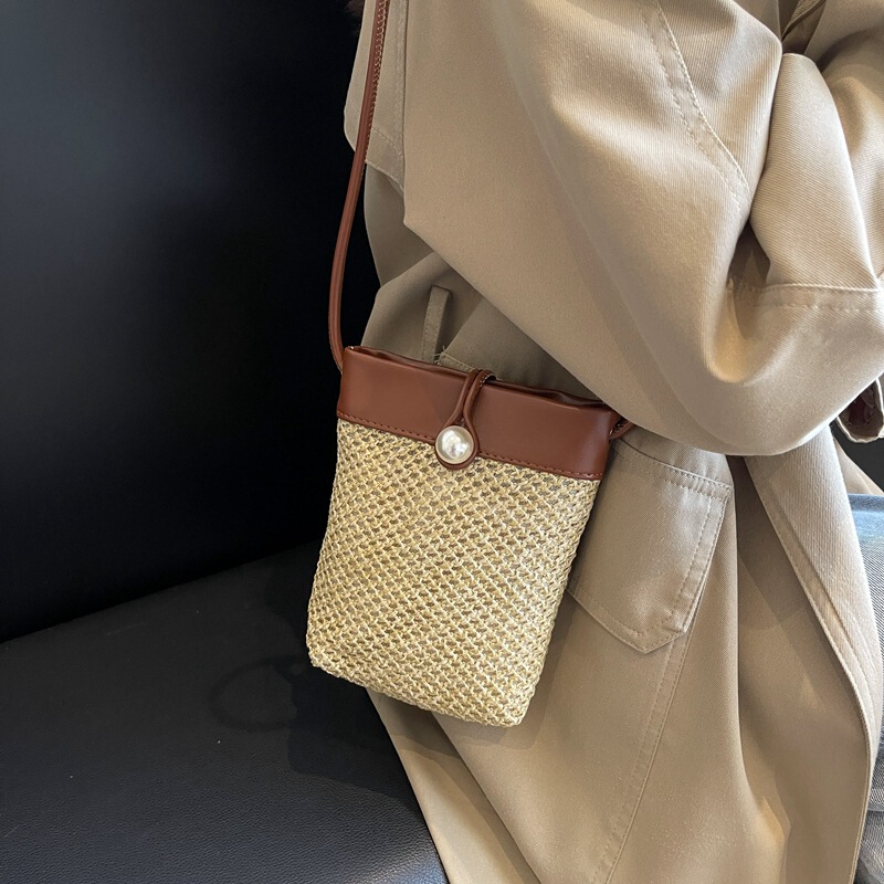 2026 New Woven Mobile Phone Bag for Women, Niche Versatile Shoulder Bag, Casual Fashion Coin Purse, Straw Crossbody Small Bag