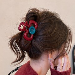 アンコラレッドリボンボタンクリップ初秋サメクリップヘアピン女性のための 2025 新しいハイエンドクリップヘアアクセサリー
