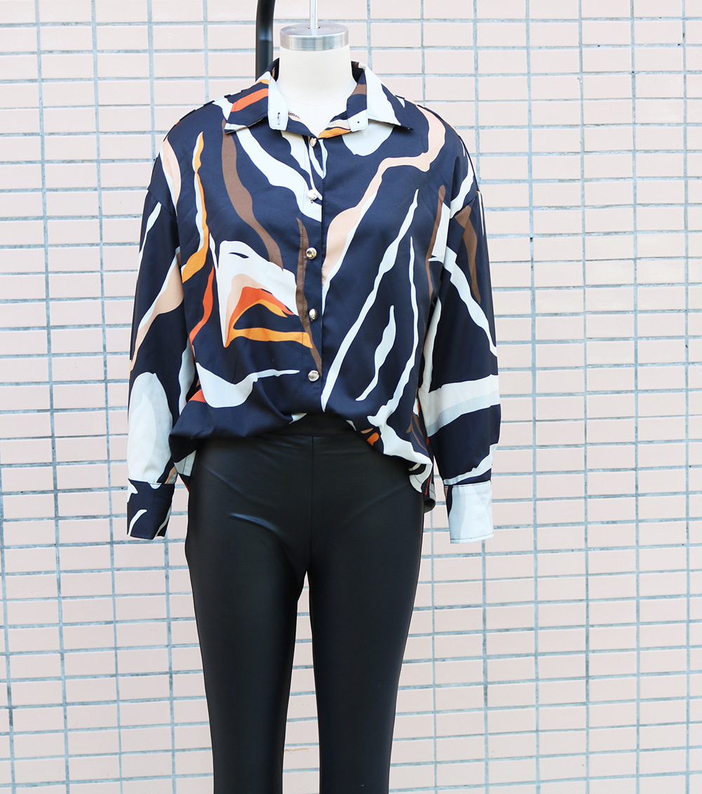 182g Weight Long Sleeve Sleeve Length Single Breasted Placket Type Regular Sleeve Sleeve Type Polyester Fabric Type Long Top Length Blouse Tops Type Holiday Occasion Shirt Collar Neckline Loose Fit Type Abstract Pattern Summer Season Women's Gender Vacation, Simple Style Style Wholesale Women's Vacation Simple Style Abstract Long Sleeve Blouses 9