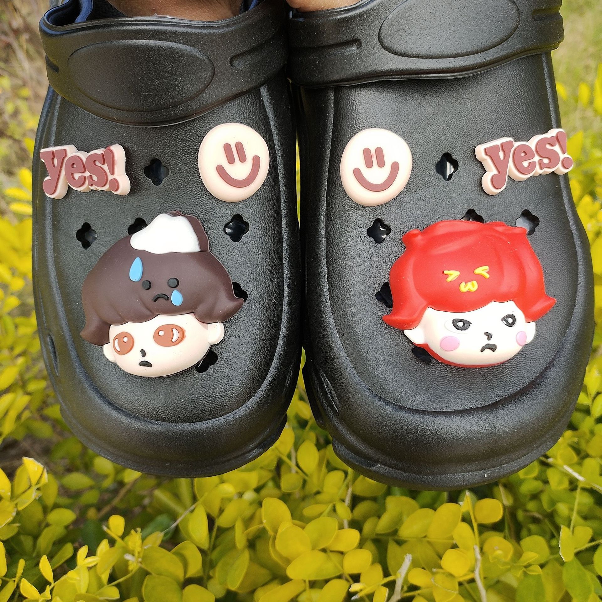 Pareja de zapatos con agujeros para mujer 2025 nueva tendencia antideslizante de verano para llevar durian Baotou playa pantuflas de suela blanda para hombre