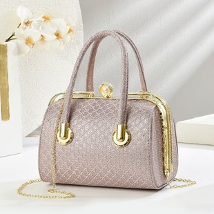 ���������]��朗lб���Ů���r�ж���Ů���ٴ�͹��L�A�Ӱ��ڽ��