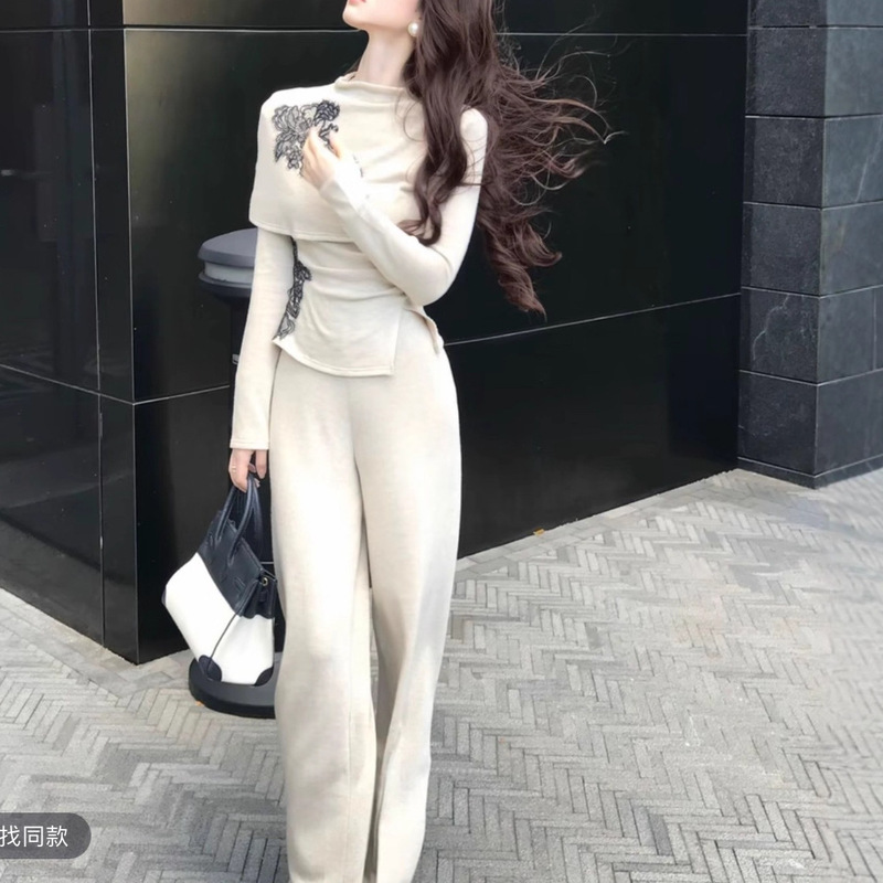 木子李 墨杏疏影 高级感杏色刺绣套装女秋季显瘦阔腿裤两件套|undefined