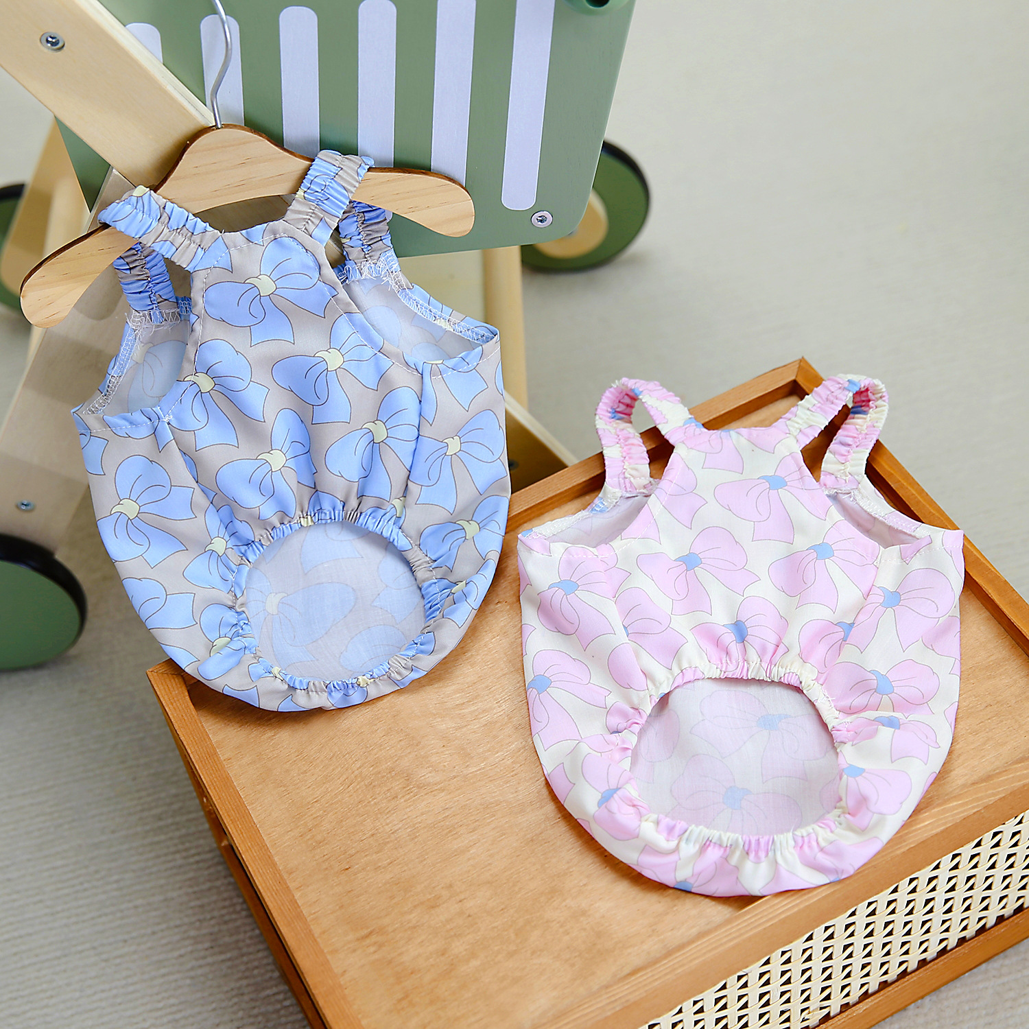Pet dog clothes pet clothing spring and summer bibie bear Teddy pet…