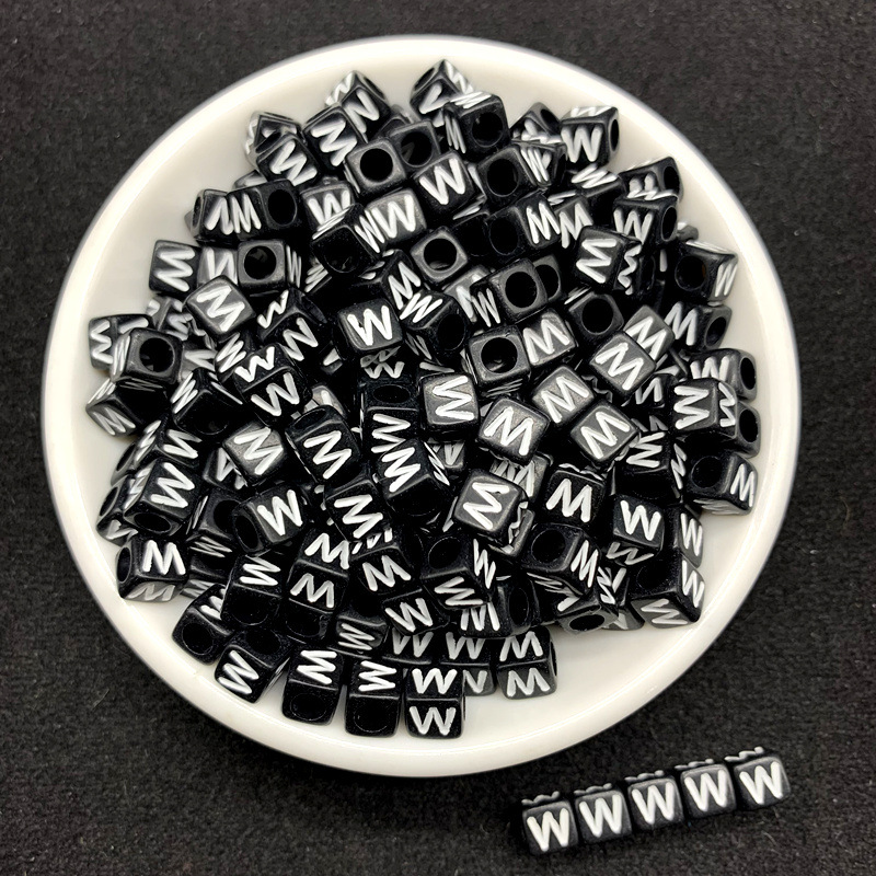 26 letras cuadradas blancas acrílicas de fondo negro inglés de una sola letra diy accesorios de beads material de beads sueltos image 29