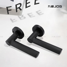 �Ź̏����X�Ͻ���w�i�o���T���������B�w�l���g��ɫ�N��ľ�T����