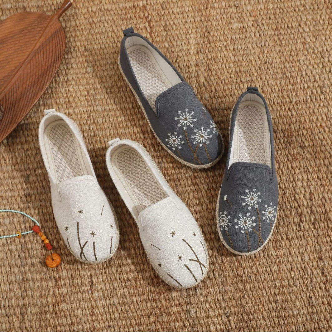 2025 новый стиль, старые пекинские тканевые туфли, туфли с вышивкой, туфли рыбака, легкие нескользящие туфли с вышивкой, оптовая продажа от производителя, туфли для мам