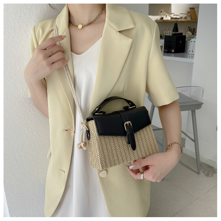 Fashion Contrast Color Straw Messenger Portable Small Square Bag Wholesale display picture 6