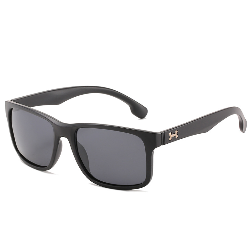 Nueva transfronteriza hombres europeos y americanos deportes gafas de sol polarizadas Comercio exterior cuadrado arena negro marco grande gafas de sol suministro directo de fábrica