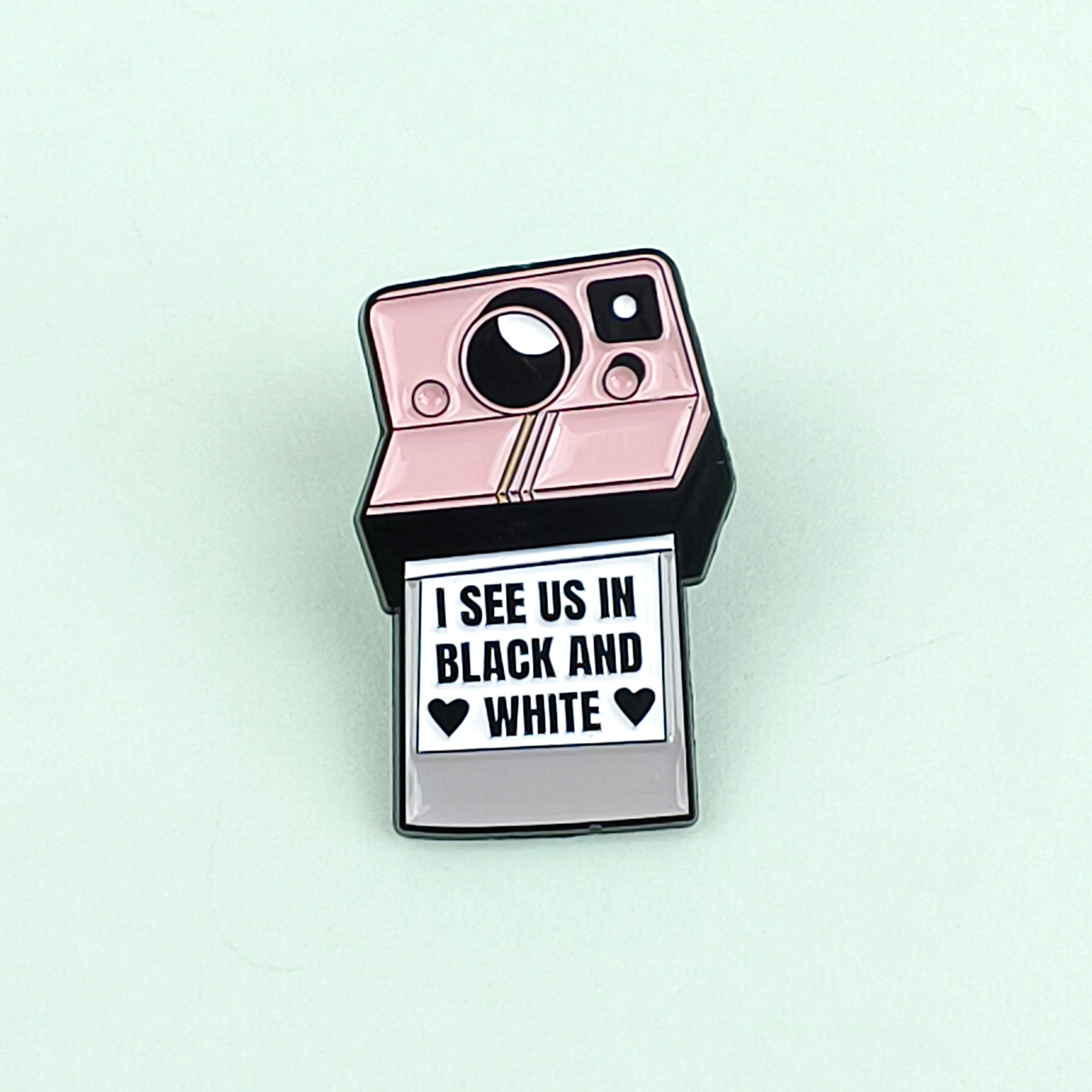 Insignia de serie de equipos electrónicos de dibujos animados, forma creativa, cinta, cámara, accesorios de teléfono, broche de aleación, lugar transfronterizo