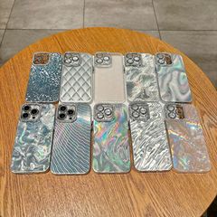 アップル15promaxダイヤモンドレンズ流水紋羽糸携帯ケースiPhone14菱格携帯ケース