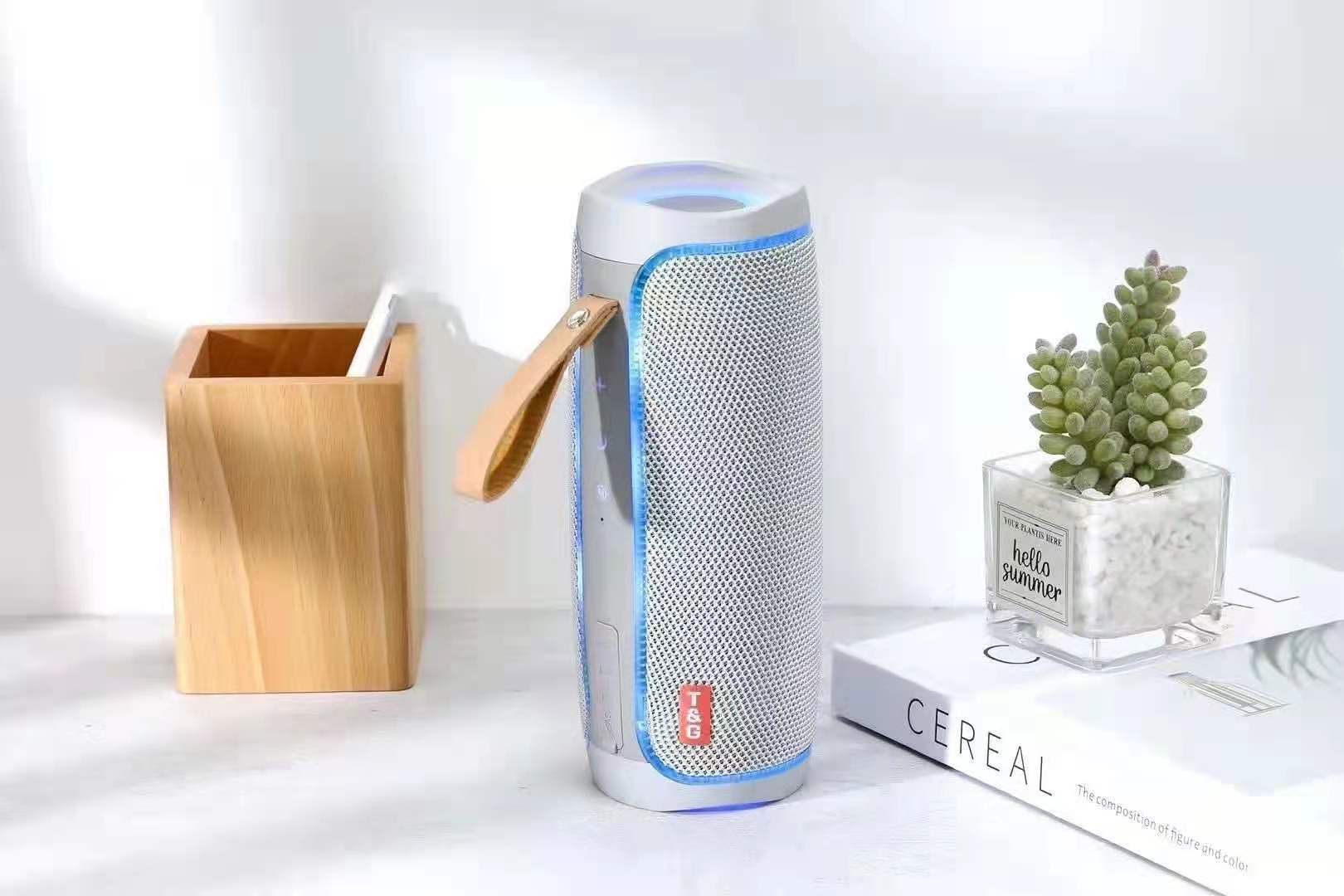 TG287 altavoz bluetooth colorido LED luces regalo creativo al aire libre impermeable portátil tarjeta T USB subwoofer