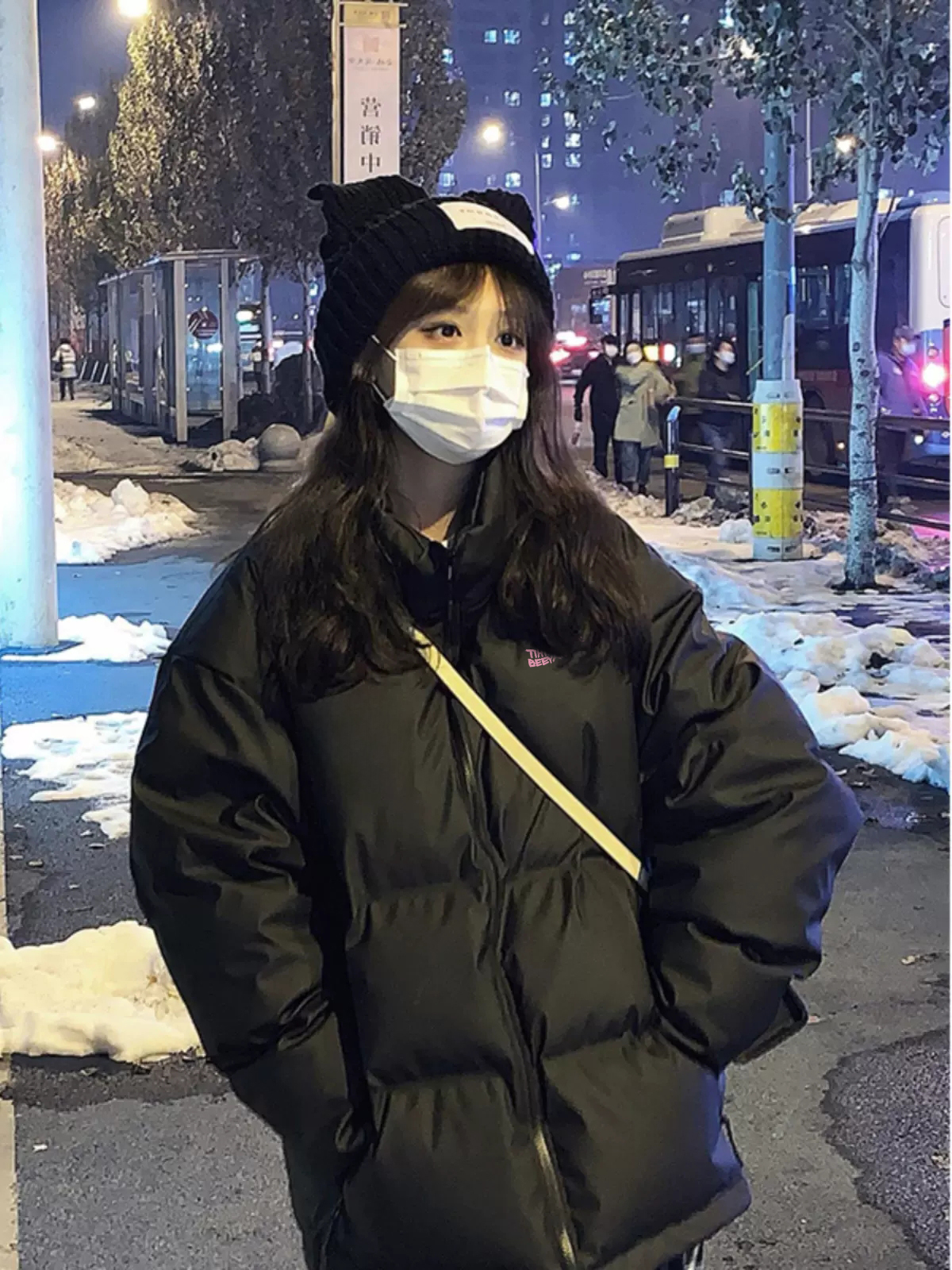 黑色棉服女冬季2023新款韩系穿搭小个子面包服设计感小众夹棉外套