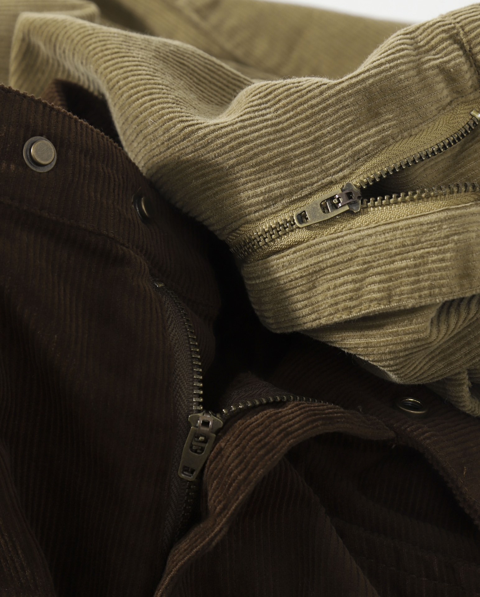 Epi Old Money Style Corduroy Casual Pants Loose Fit Unisex_voghion.com