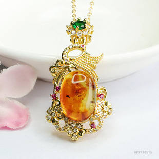 Yuyu natural amber pendant peacock phoenix necklace necklace new Chinese factory wholesale generation HP3120515