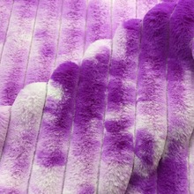 宽竖条扎染小兔毛剪沟坑条PV绒布料仿皮毛七彩扎染抽条兔毛绒面料