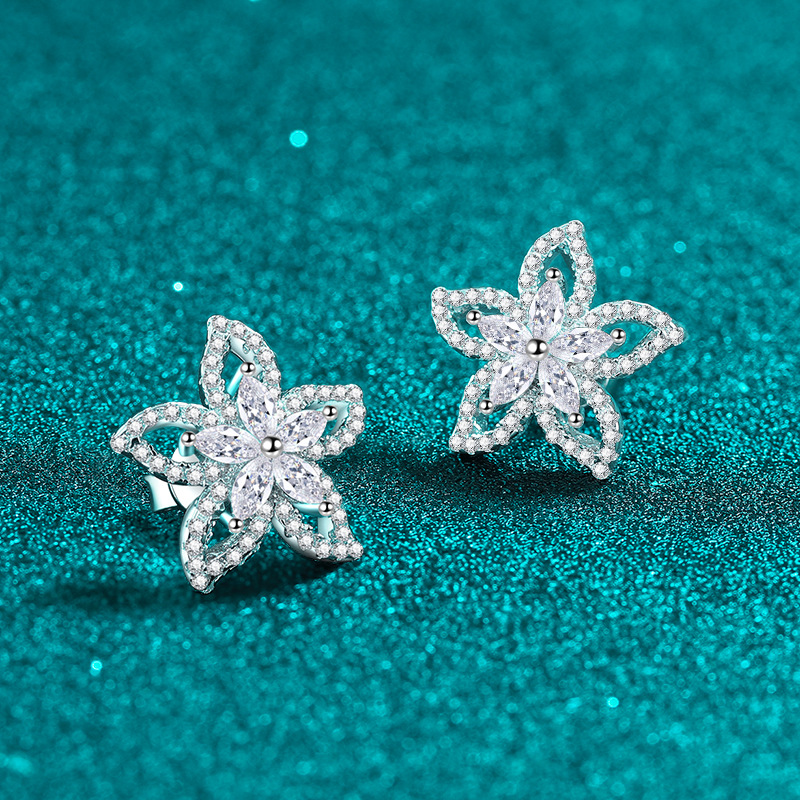 Pendientes de aros moissanite color d plata de ley con flores_voghion.com