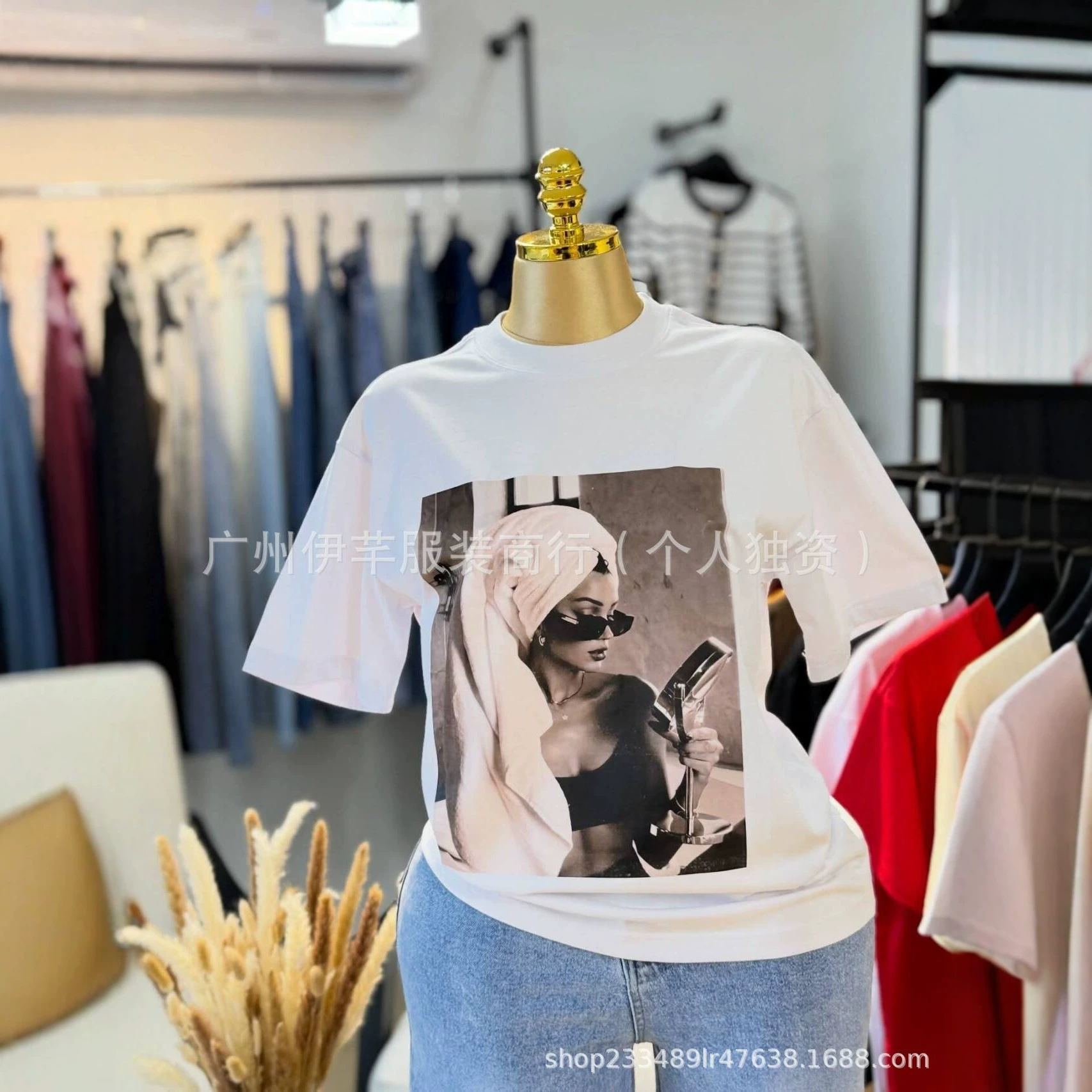 Women's Short-Sleeve T-Shirt Top Women's T-Shirt Tops Wholesale in Stock Wholesale