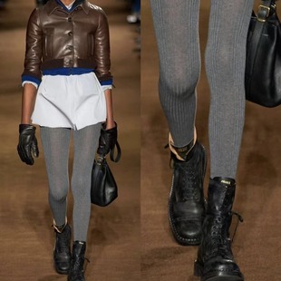 ������ɫ�ӗl�Bѝ�mmiu��ĸ����m��ɫ�o���@���Q�l�y�B�w�mŮ