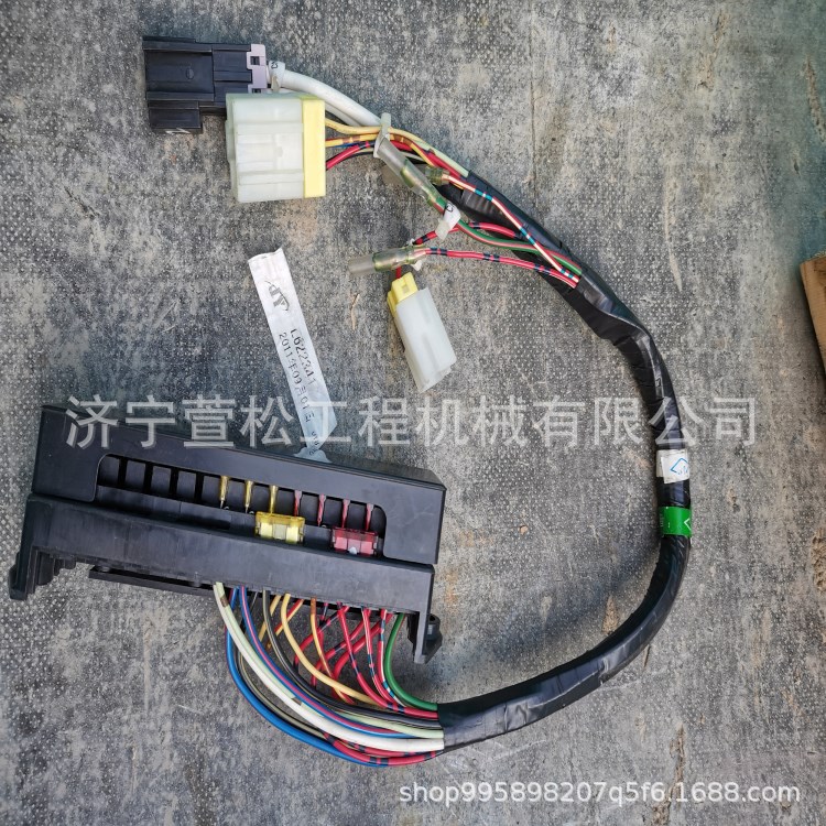 山推SG21-3平地机风扇224-03-02000进水管   推土机配件