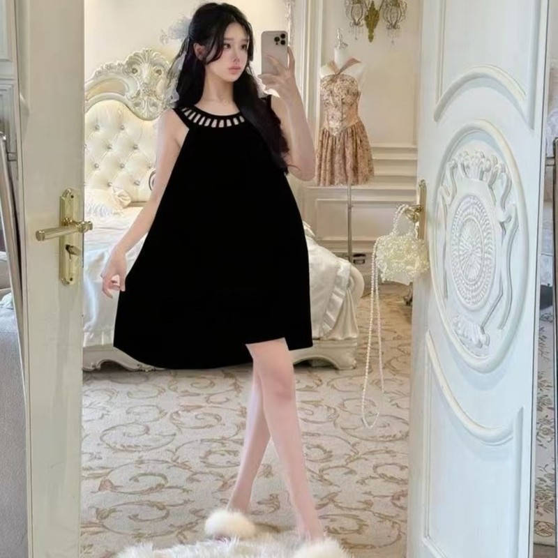 睡裙女款2025新款夏带胸垫冰丝吊带无袖镂空法式蕾丝家居服可外穿|undefined