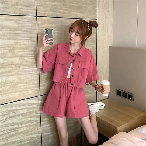 Костюм спецодежды женский корейский стиль в западном стиле горячая девушка летний универсальный модный ученик средней школы свободные шорты костюм из двух частей