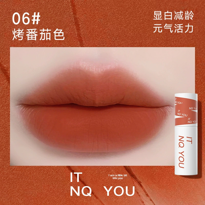 Matte lipstick, lip gloss, translucent shading