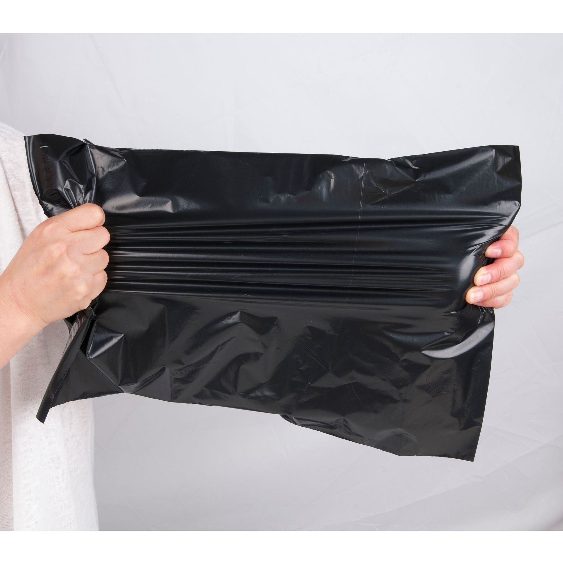 Express bag white logistics packaging bag black e-commerce waterproof packaging bag gray self-adhesive express bag Wuhan