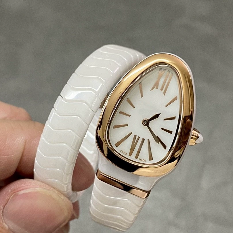 Quartz черные белые швейцарские часы